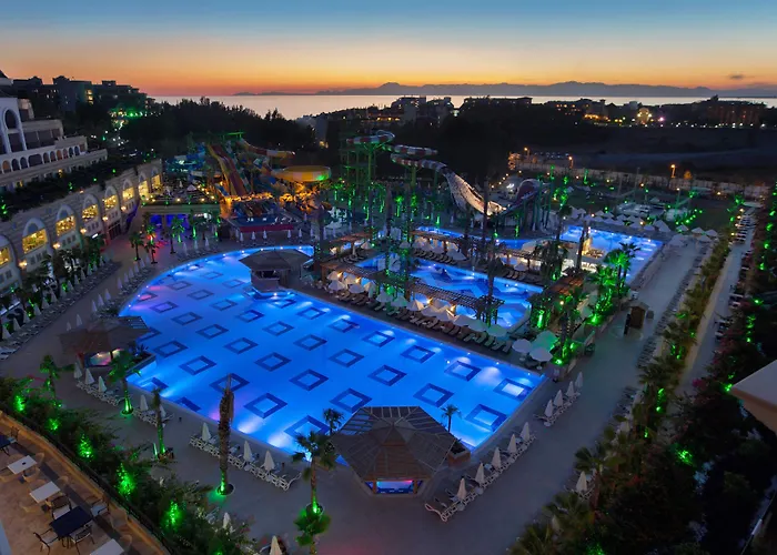 Crystal Sunset Pearl CollectionSpa Hotel